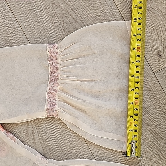 Miss Selfridge Fairycore Whimsical Floral Embroidered Peplum Blouse - Picture 11 of 13